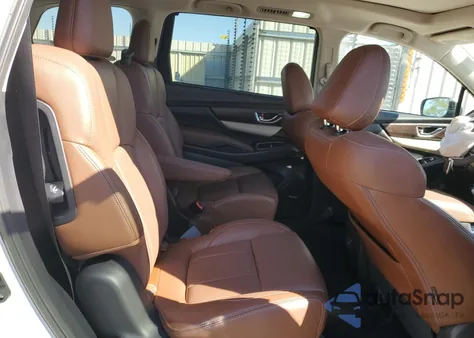 2021 Subaru Ascent Touring z USA, uszkodzony, nr VIN 4S4WMARD9M3413853